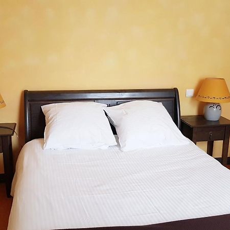 Hotel De La Presqu'Ile โครซง ภายนอก รูปภาพ