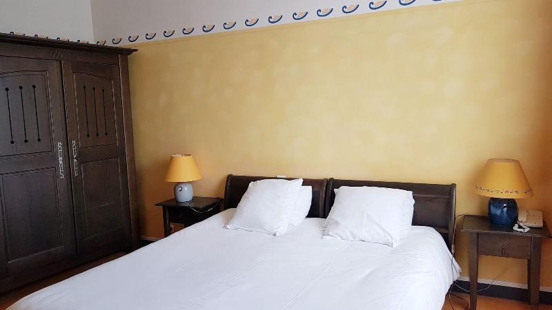 Hotel De La Presqu'Ile โครซง ภายนอก รูปภาพ